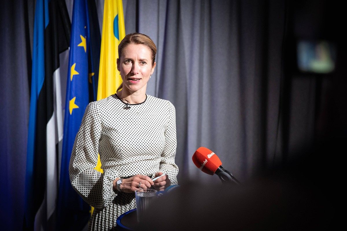 Pro und Contra: Sollen rus­si­sche Tou­ris­ten zu Hause bleiben?